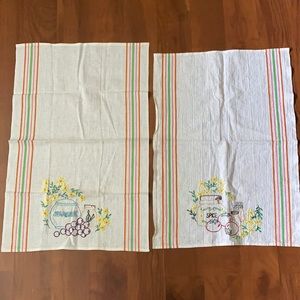 Vintage, kitchen linen Sugar and Spice. Set of 2